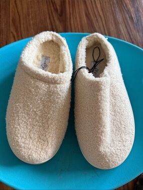 Soulmates Cream Bouclé Wedge Slippers